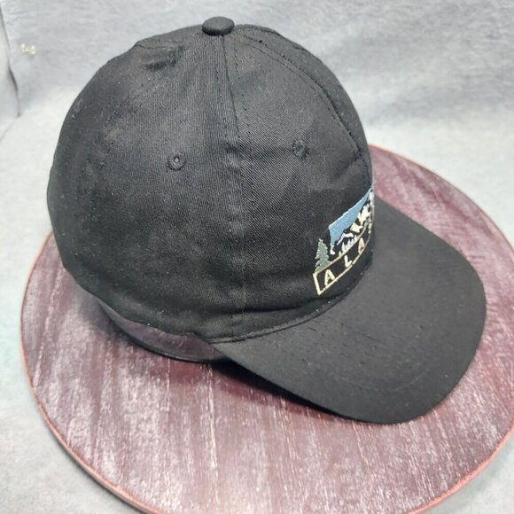 Alaska Embroidered Black Baseball Cap With Adjustable Snapback Closure - Picture 6 of 8